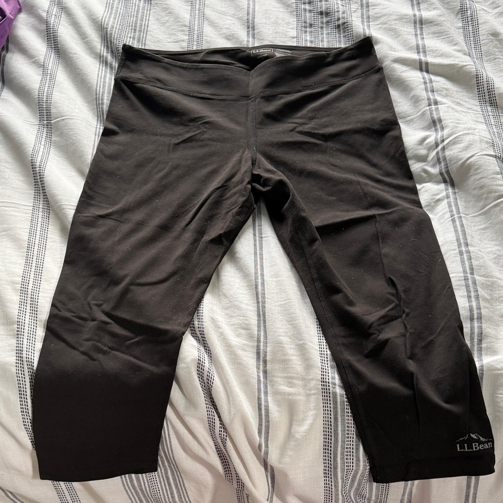 L.L. Bean Black Cropped Pants